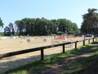 Springplatz mit Stremmersand 70 x 100 m